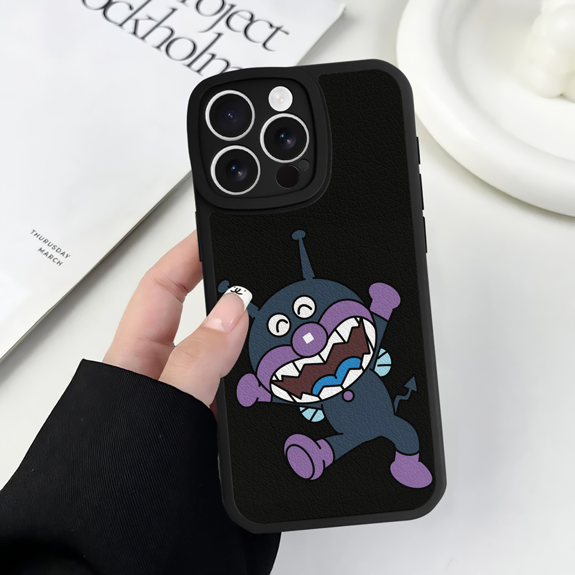 （画像用） アンパンマン Anpanman 【iPhone 16シリーズ対応】シリコンスマホケース（レザー調） 材質：シリコン